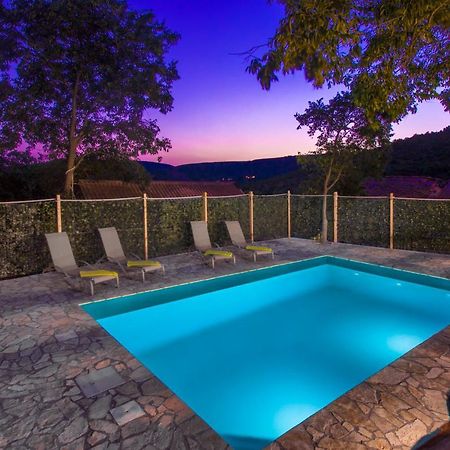 Luxury House Ivan With 4 Bedrooms Divojevici Exterior foto