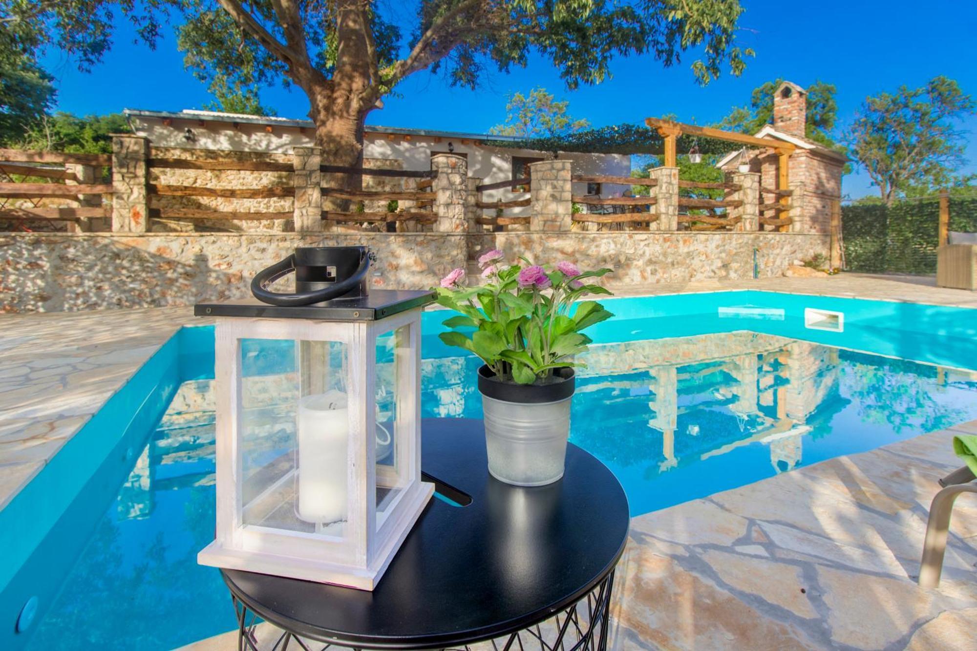 Luxury House Ivan With 4 Bedrooms Divojevici Exterior foto